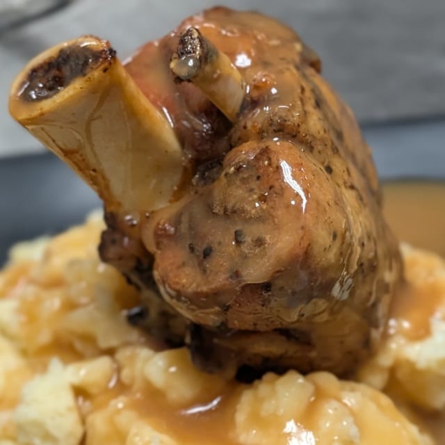 PORK SHANK.